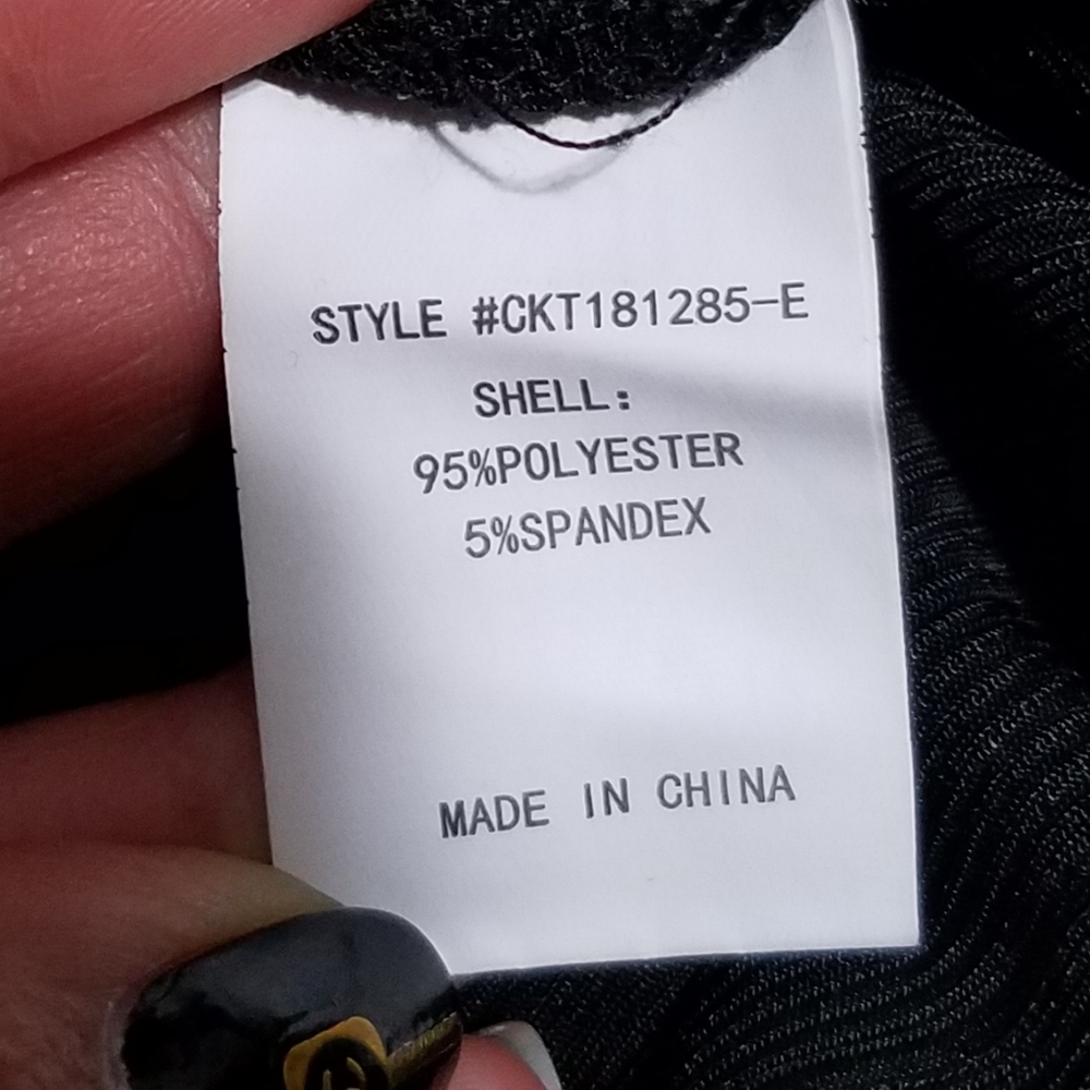 Code × Mode Gold Top - Picture 5 of 8